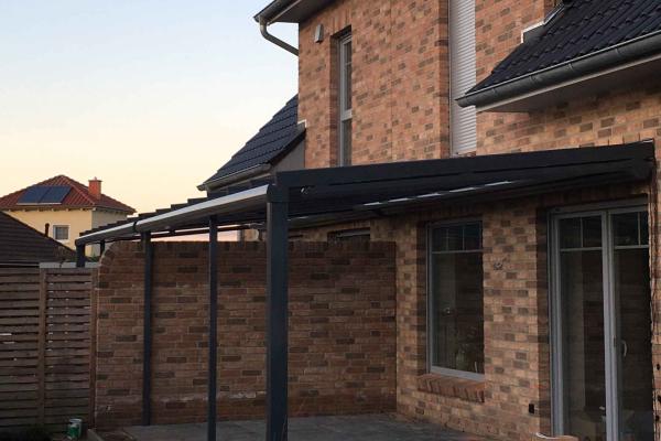 Pergola am Haus